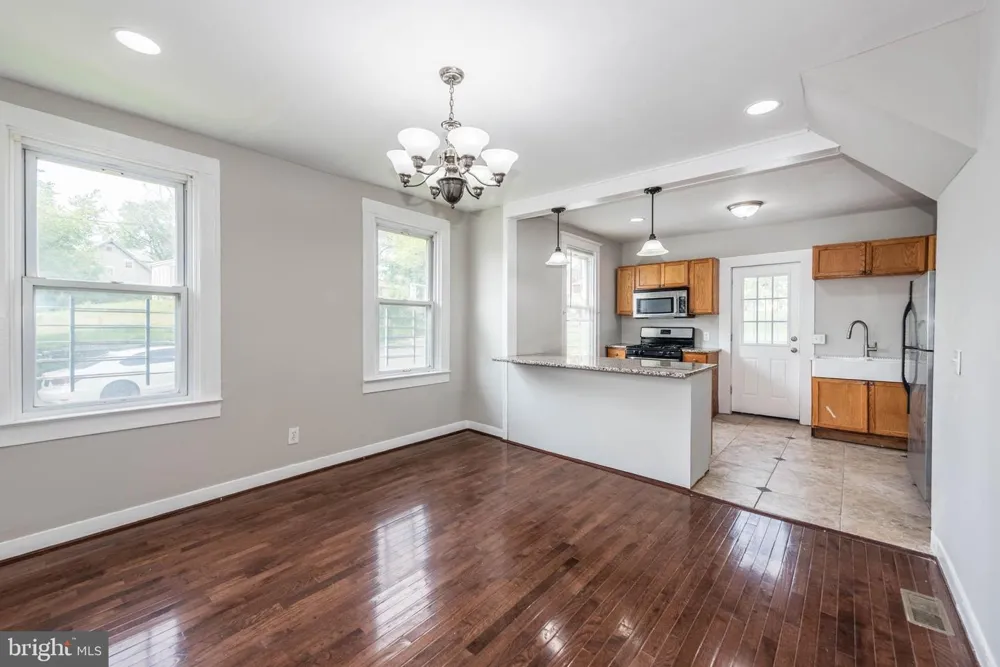 3300 HAMILTON AVENUE Baltimore, MD 21214
