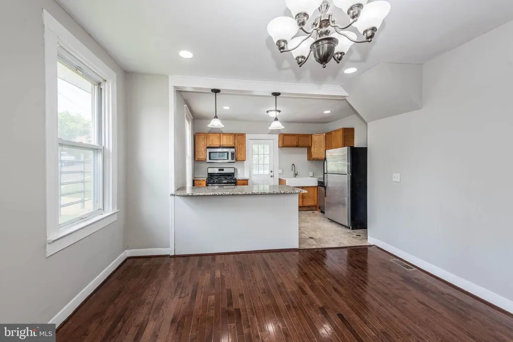3300 HAMILTON AVENUE Baltimore, MD 21214