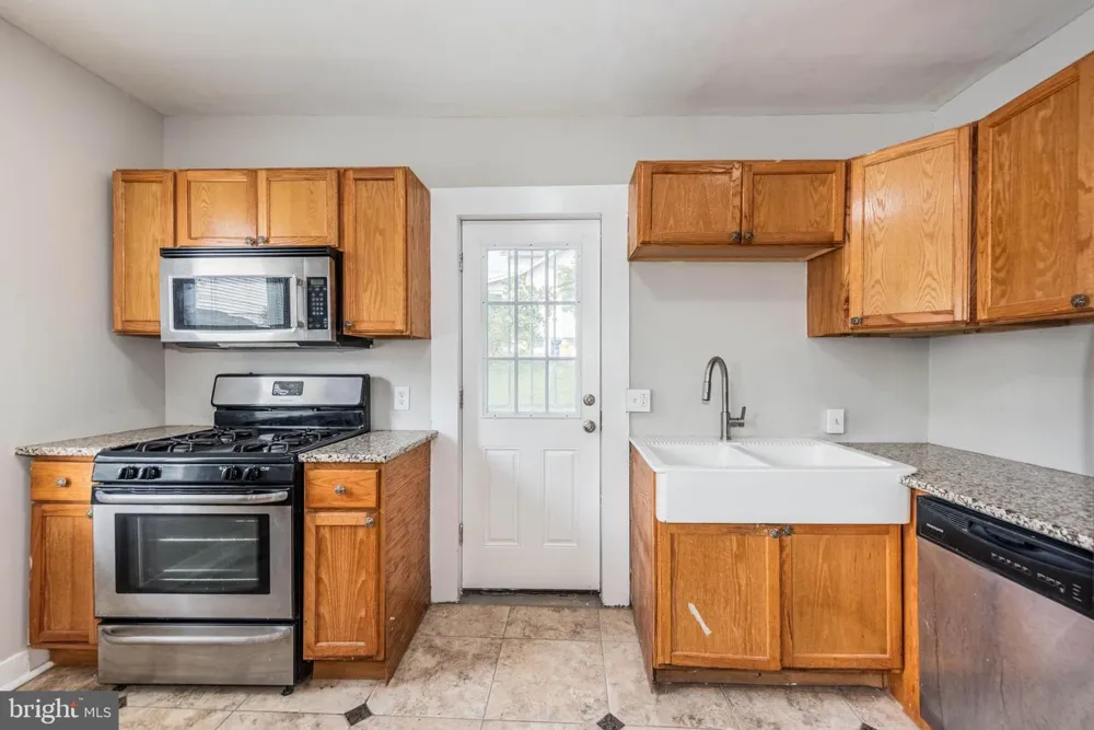 3300 HAMILTON AVENUE Baltimore, MD 21214