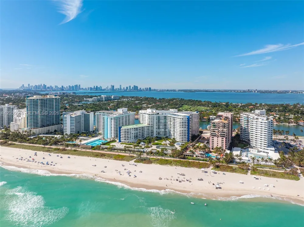 5151 Collins Ave #1420 Miami Beach, FL 33140