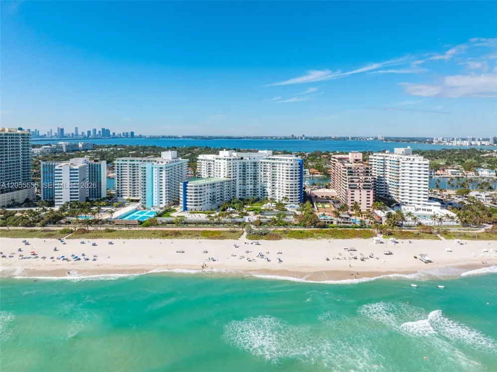 5151 Collins Ave #1420 Miami Beach, FL 33140