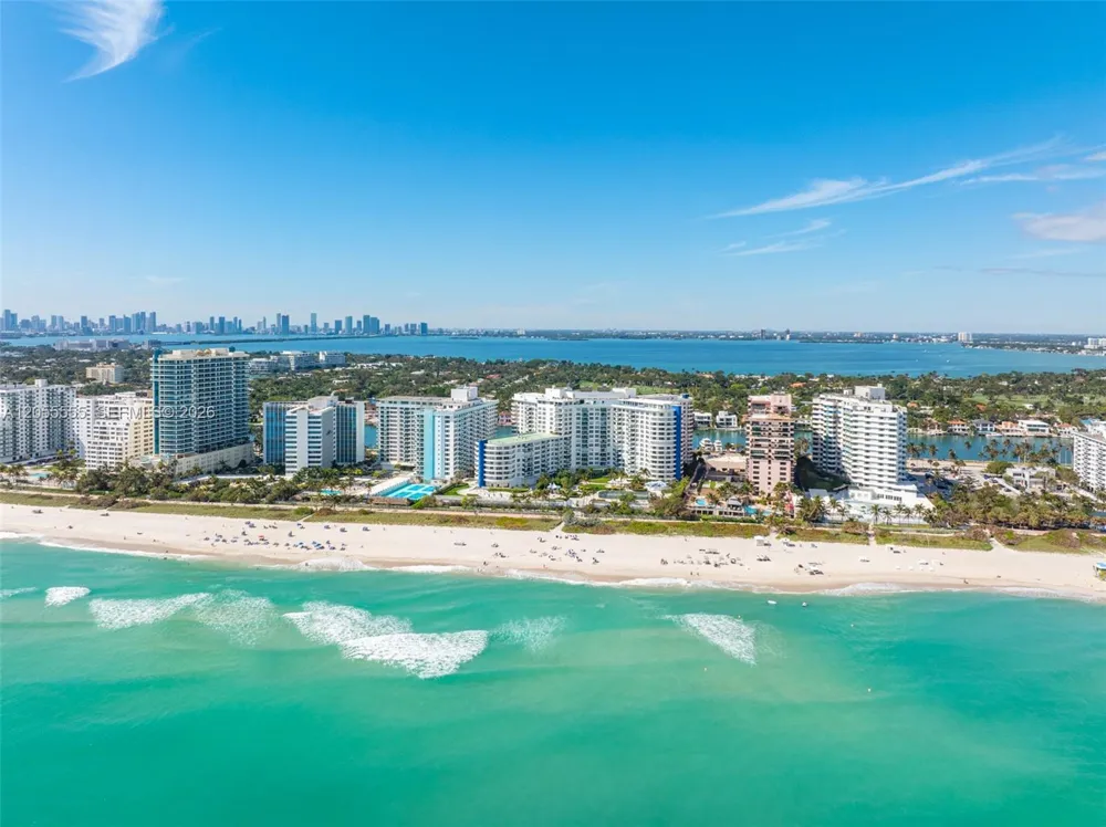 5151 Collins Ave #1420 Miami Beach, FL 33140
