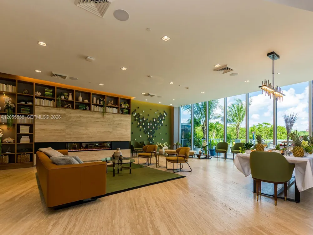 16385 Biscayne Blvd #1103 North Miami Beach, FL 33160