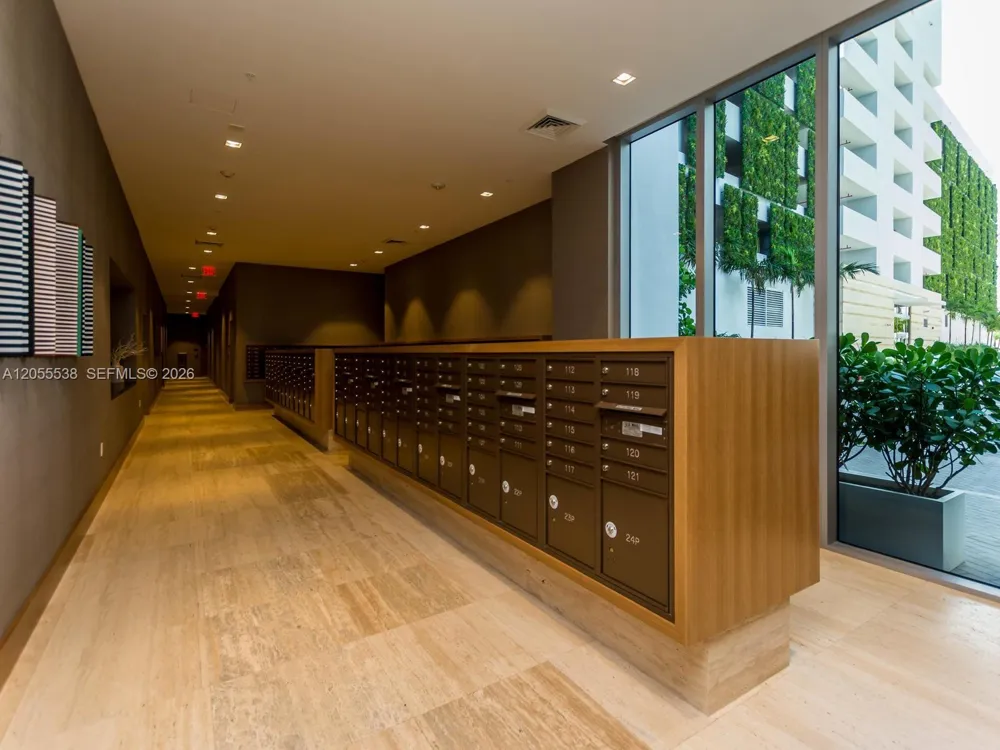 16385 Biscayne Blvd #1103 North Miami Beach, FL 33160