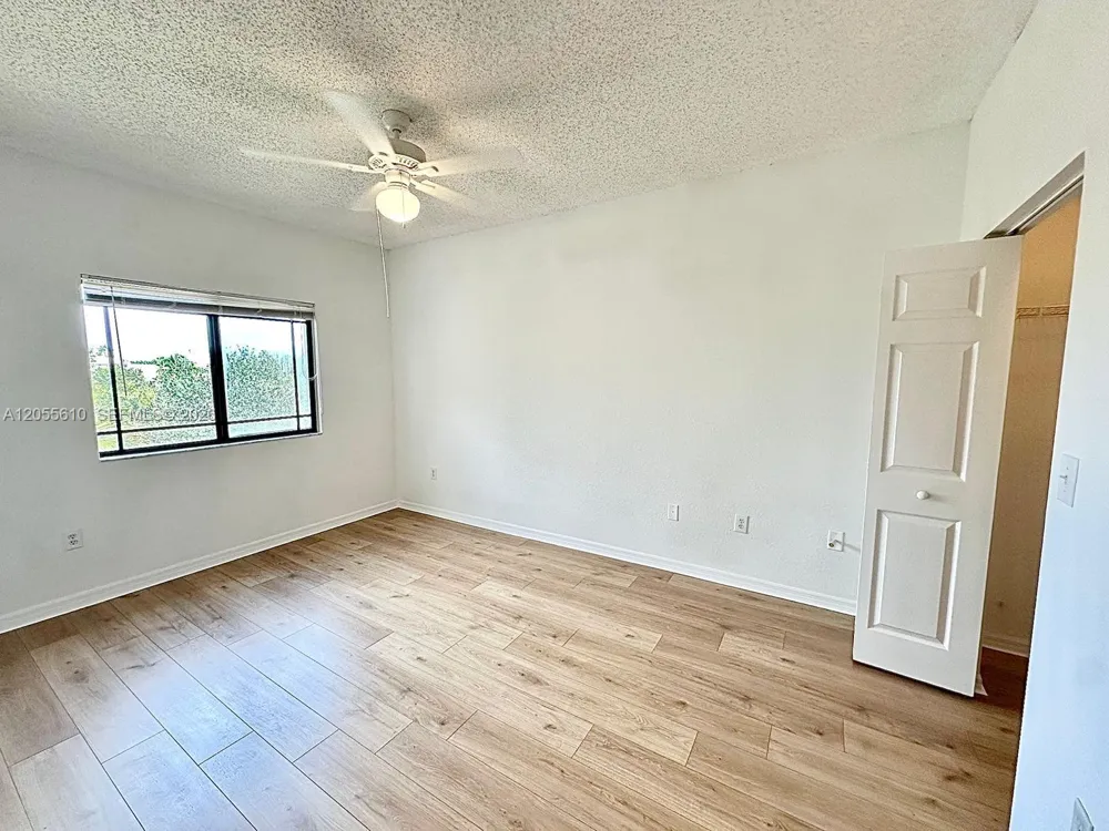 2807 Veronia Dr #301 Palm Beach Gardens, FL 33410