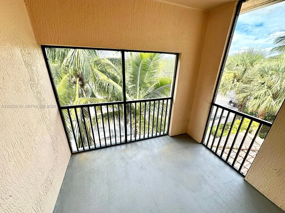 2807 Veronia Dr #301 Palm Beach Gardens, FL 33410