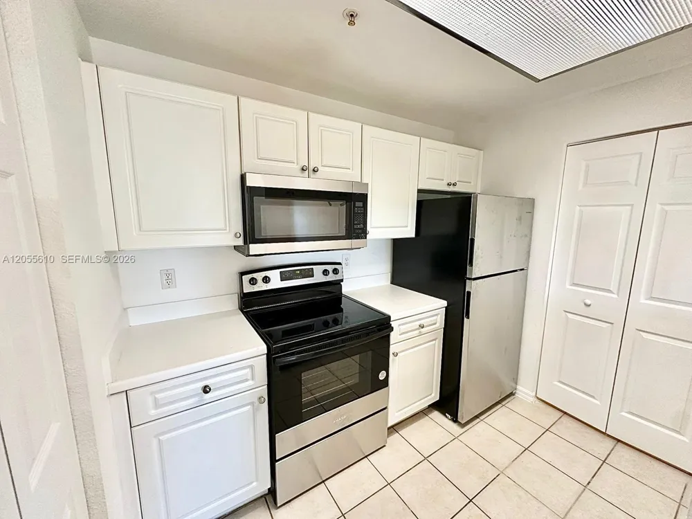 2807 Veronia Dr #301 Palm Beach Gardens, FL 33410