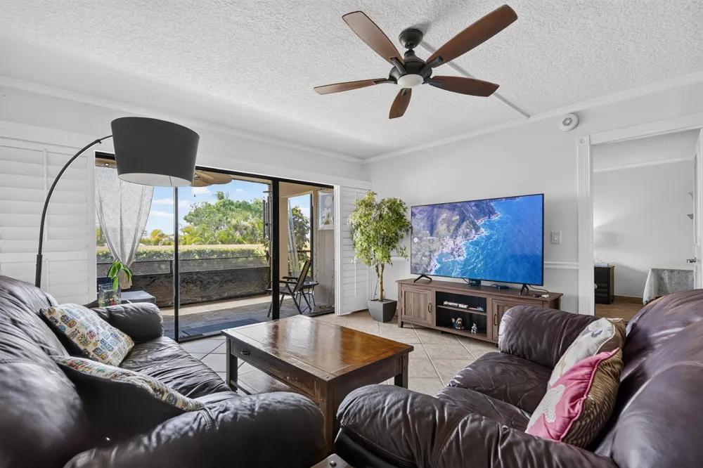 1036 US Highway 1 #121 North Palm Beach, FL 33408