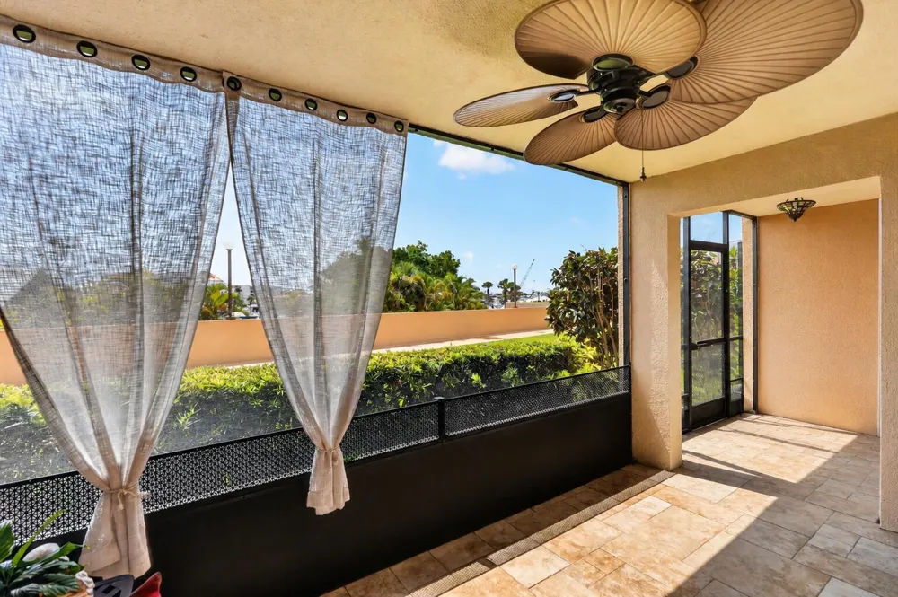 1036 US Highway 1 #121 North Palm Beach, FL 33408