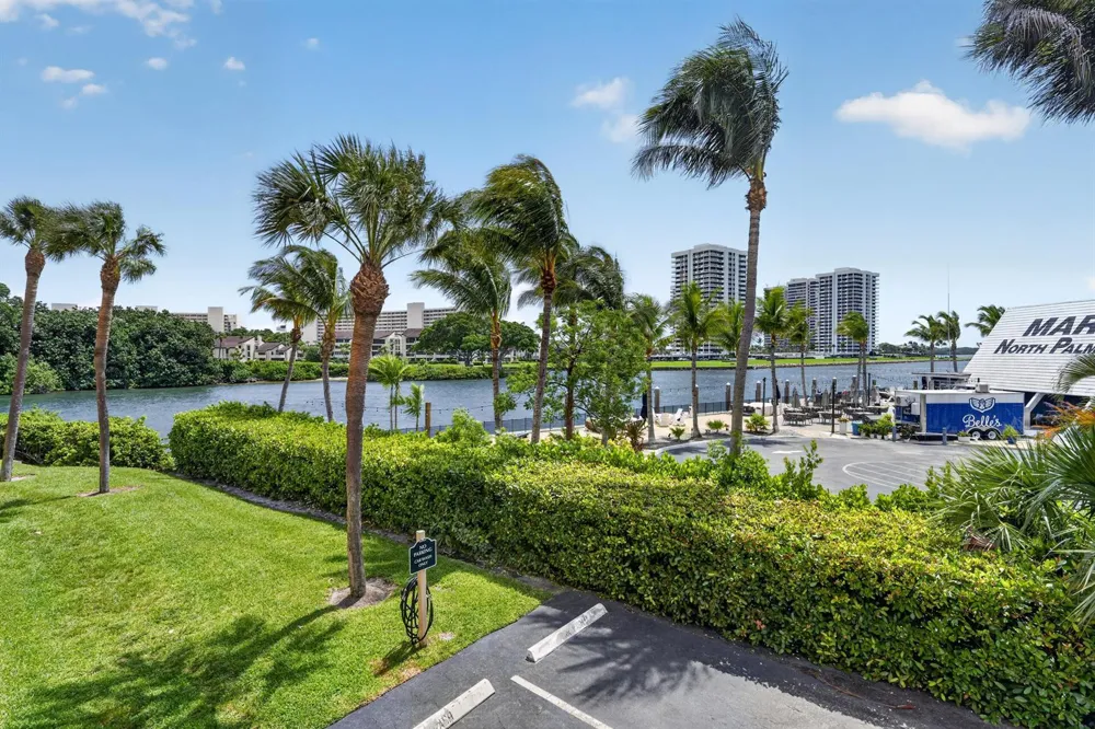 1036 US Highway 1 #121 North Palm Beach, FL 33408