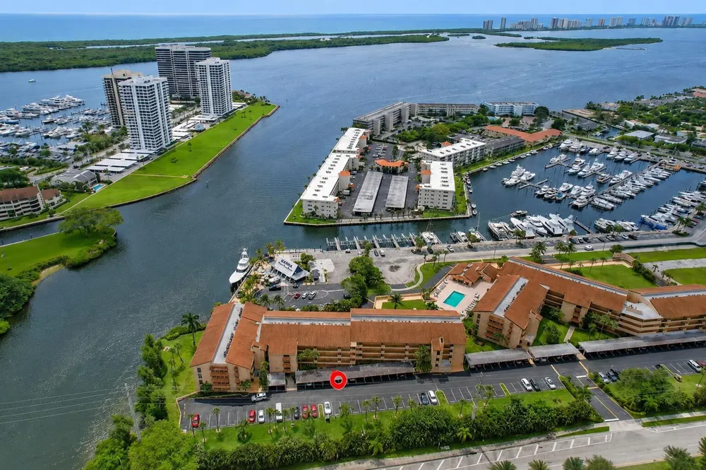 1036 US Highway 1 #121 North Palm Beach, FL 33408