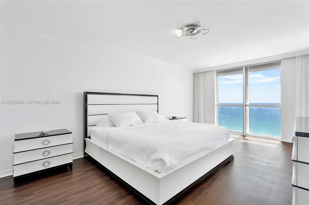 16711 Collins Ave #1207 Sunny Isles Beach, FL 33160
