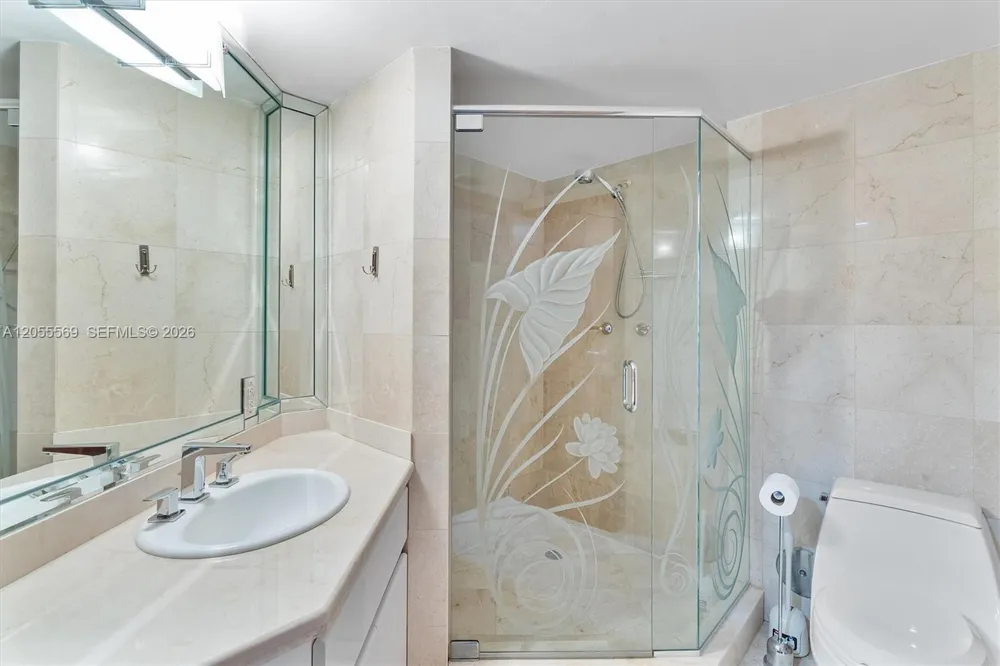 16711 Collins Ave #1207 Sunny Isles Beach, FL 33160