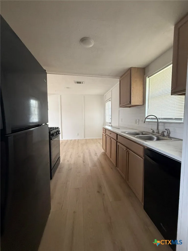 620 W Avenue B Copperas Cove, TX 76522