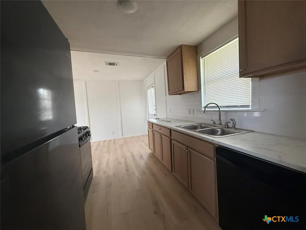 620 W Avenue B Copperas Cove, TX 76522