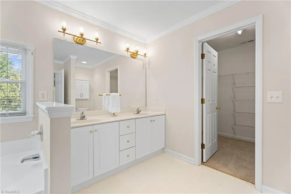 215 Brookfarm Trail Lewisville, NC 27023