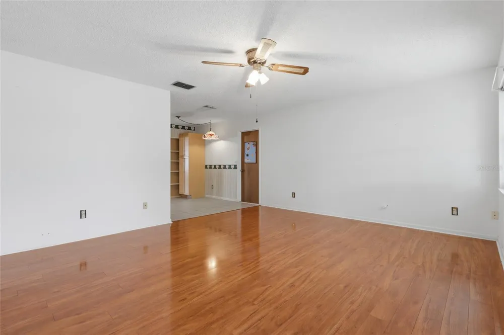 6130 17TH STREET Zephyrhills, FL 33542