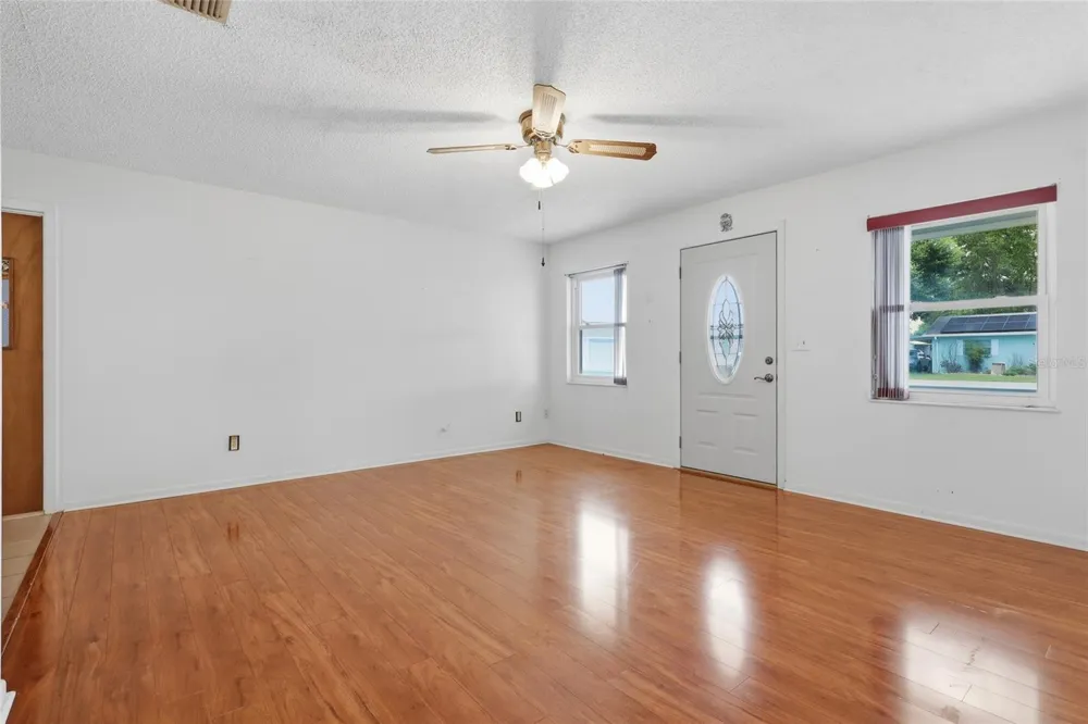 6130 17TH STREET Zephyrhills, FL 33542