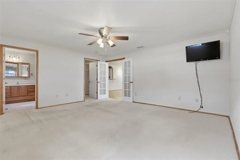 6130 17TH STREET Zephyrhills, FL 33542