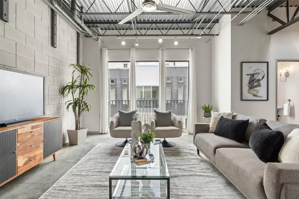 4801 S Congress Avenue #N2 Austin, TX 78745