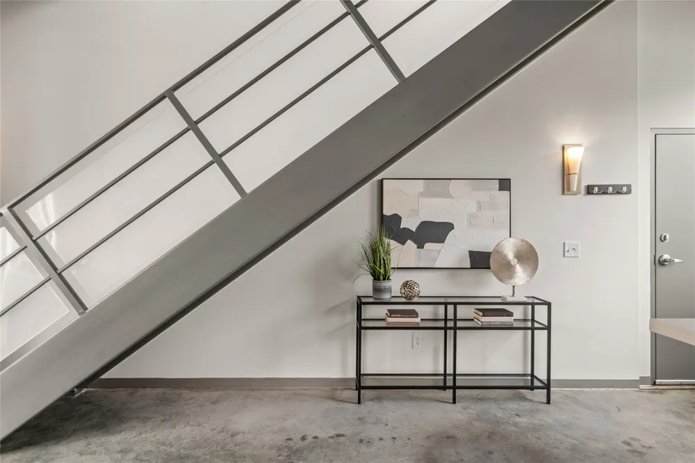 4801 S Congress Avenue #N2 Austin, TX 78745