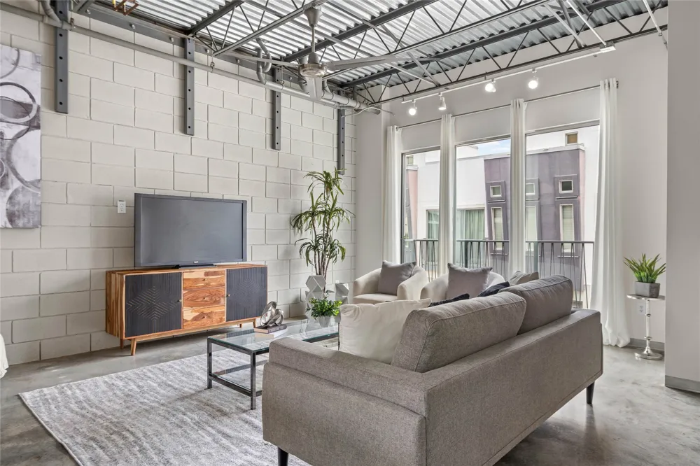 4801 S Congress Avenue #N2 Austin, TX 78745