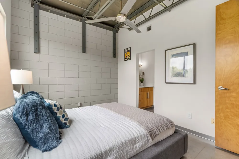 4801 S Congress Avenue #N2 Austin, TX 78745