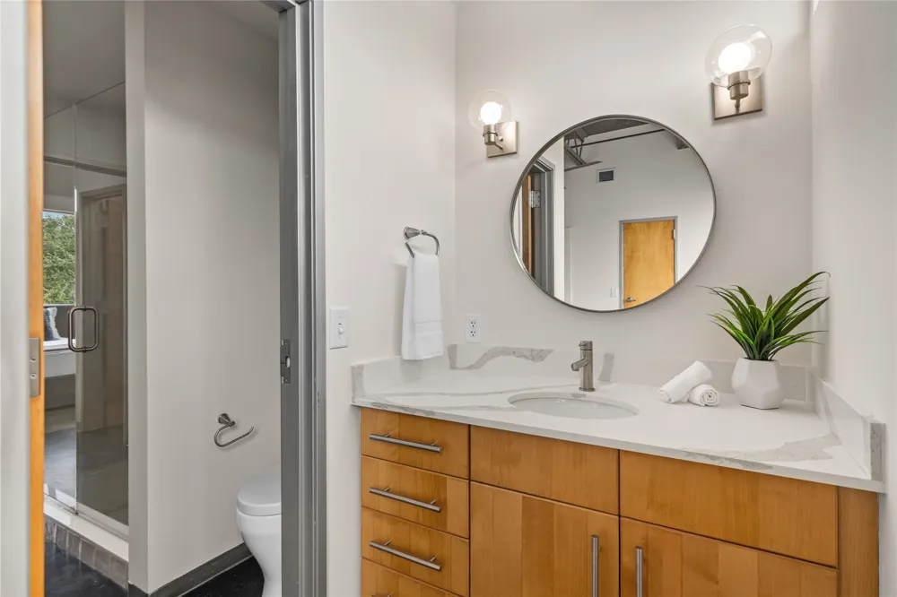 4801 S Congress Avenue #N2 Austin, TX 78745