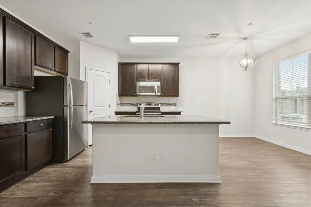 1200 S 10th Street #303 Pflugerville, TX 78660