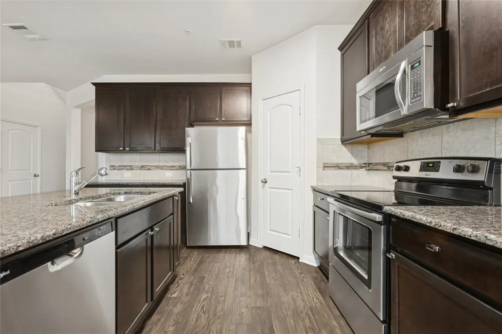 1200 S 10th Street #303 Pflugerville, TX 78660