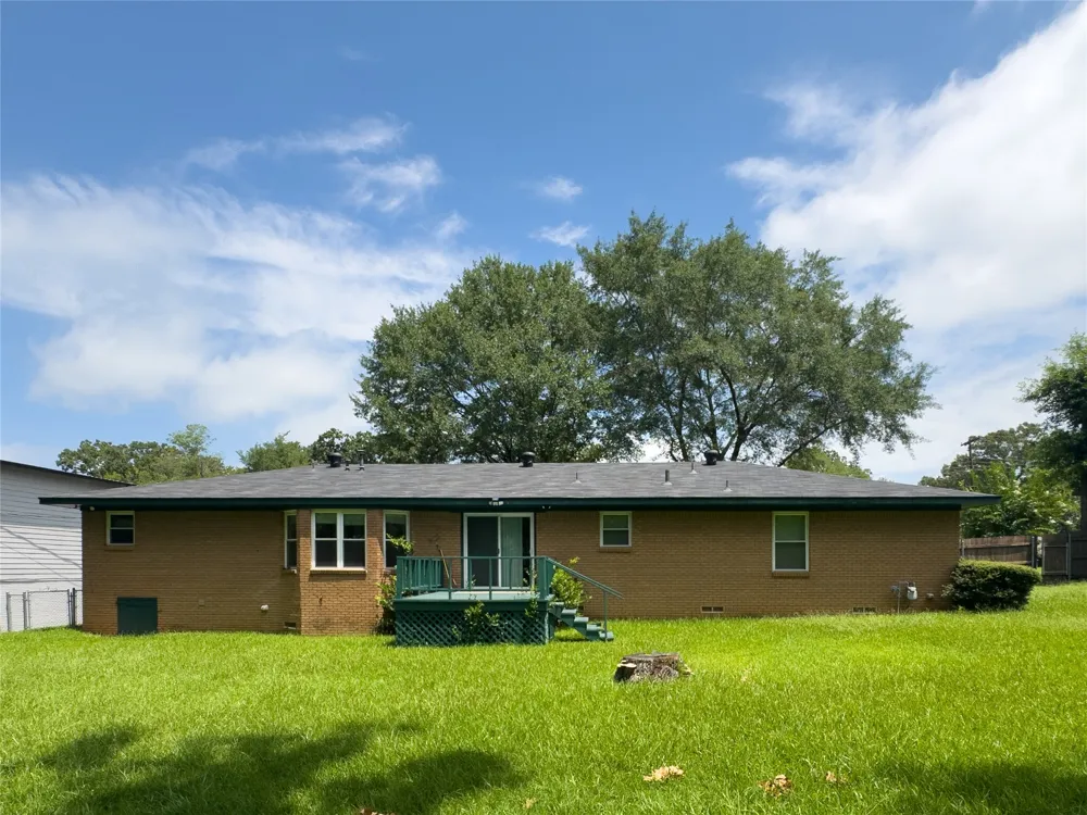 107 Bluebird Mt Pleasant, TX 75455