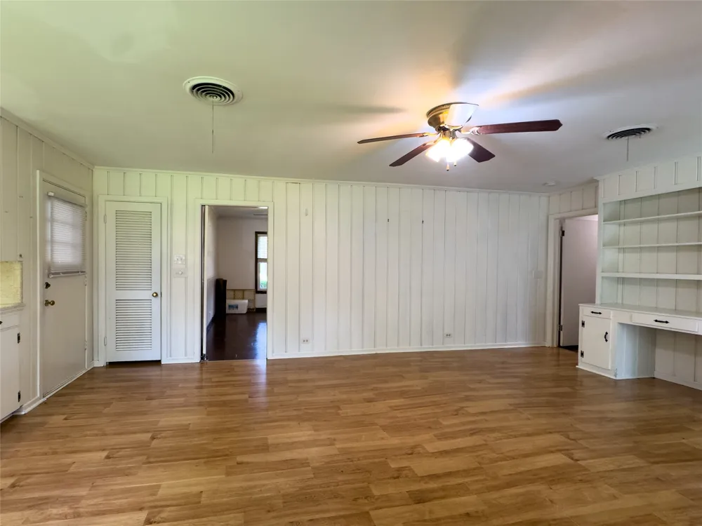 107 Bluebird Mt Pleasant, TX 75455