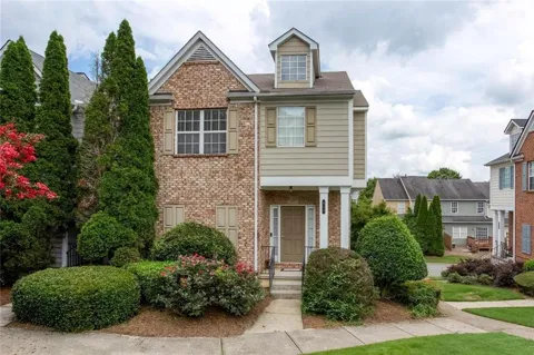 414 Lantern Lane