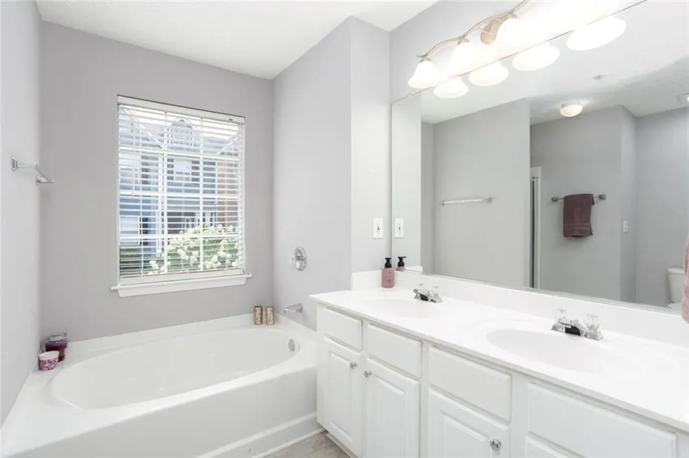 414 Lantern Lane Woodstock, GA 30188