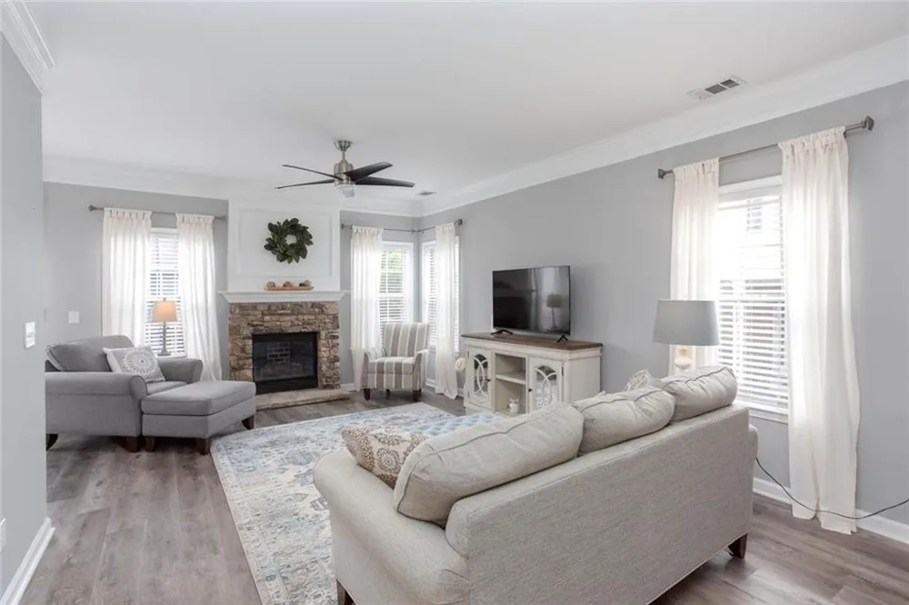 414 Lantern Lane Woodstock, GA 30188