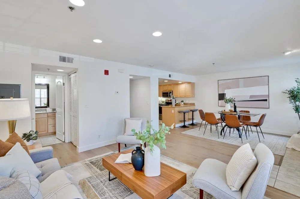 627 E El Camino Real #102 Sunnyvale, CA 94087
