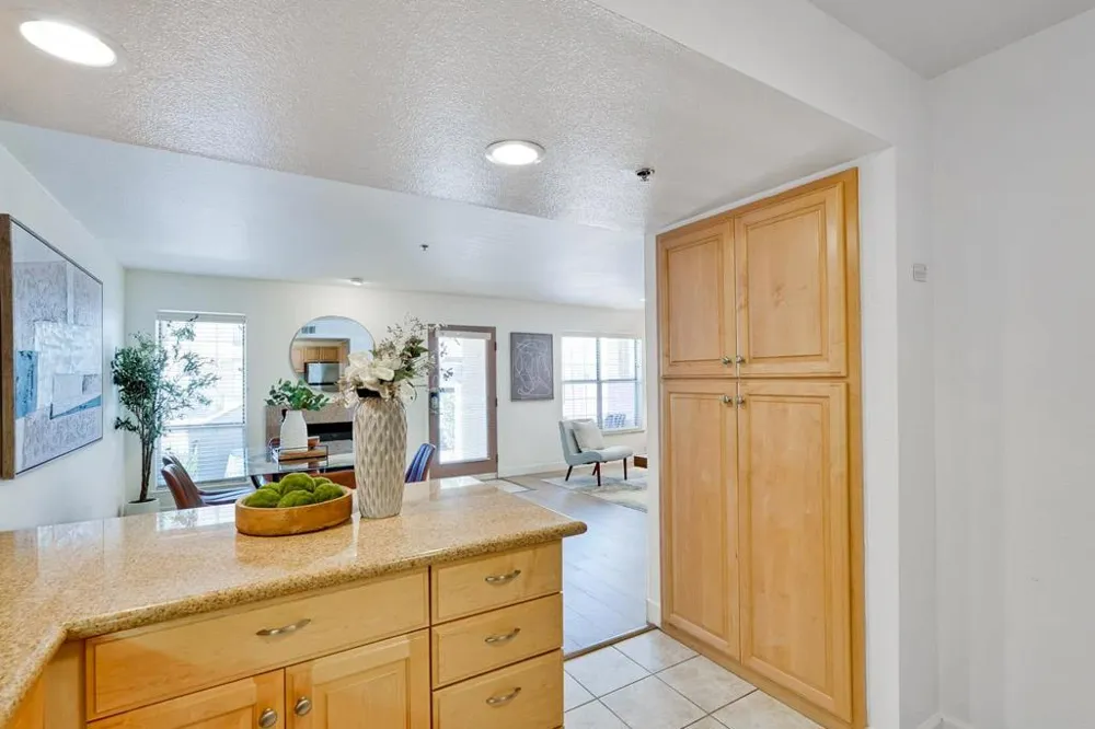 627 E El Camino Real #102 Sunnyvale, CA 94087