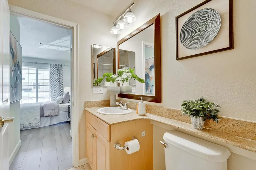 627 E El Camino Real #102 Sunnyvale, CA 94087