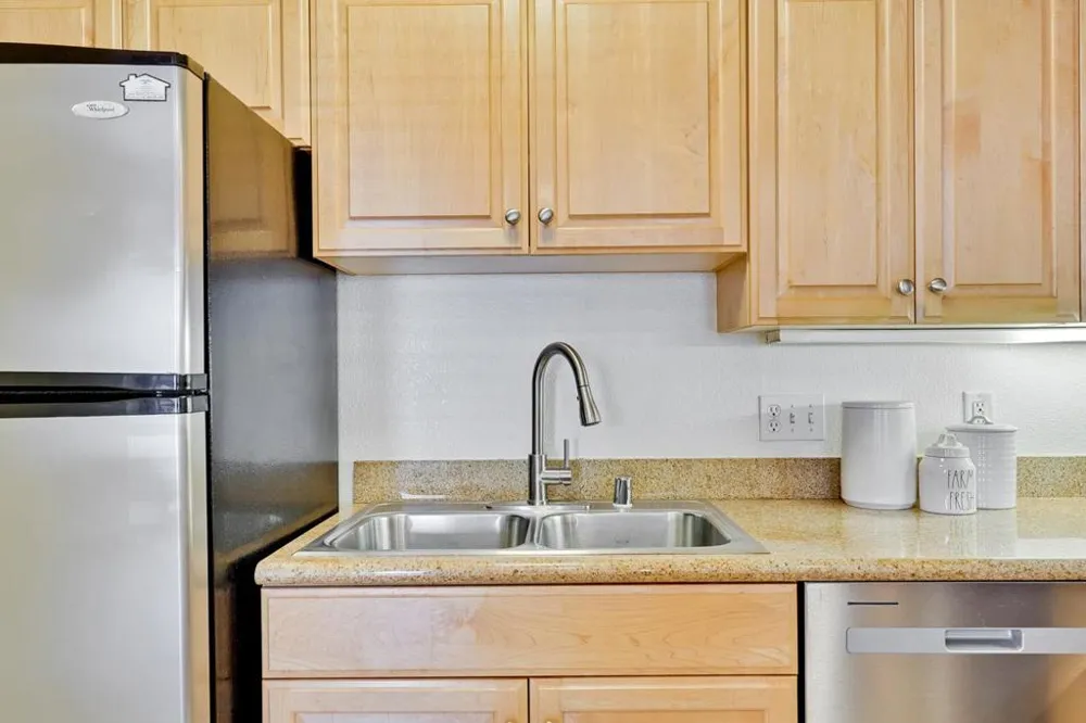 627 E El Camino Real #102 Sunnyvale, CA 94087
