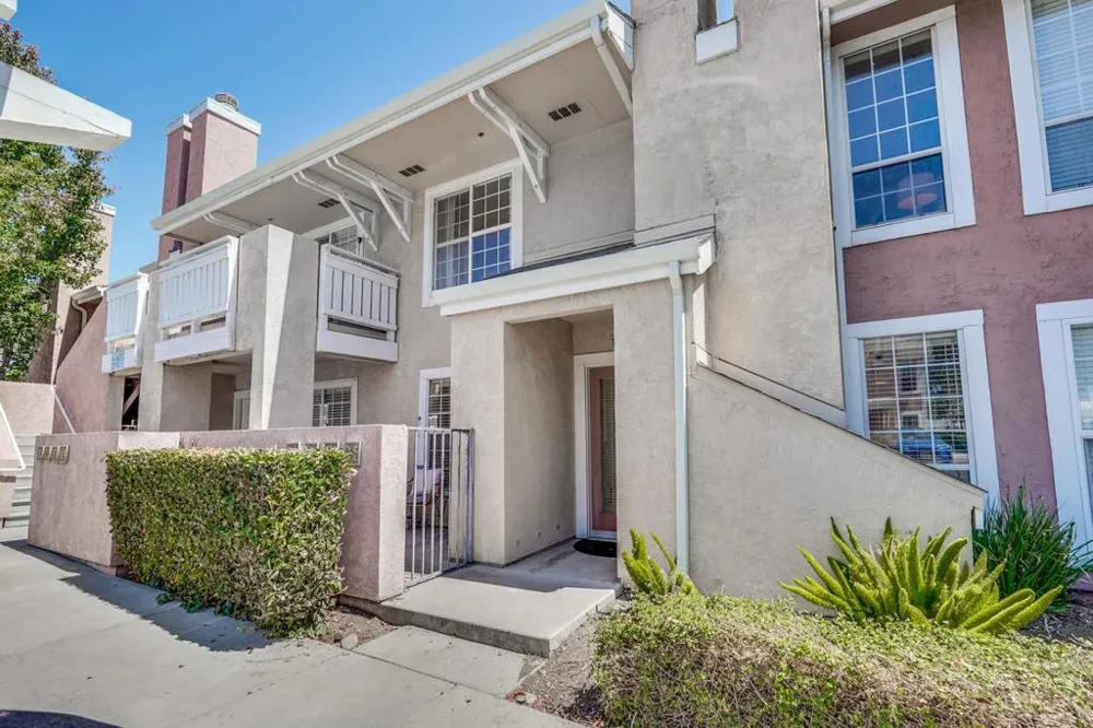 627 E El Camino Real #102 Sunnyvale, CA 94087