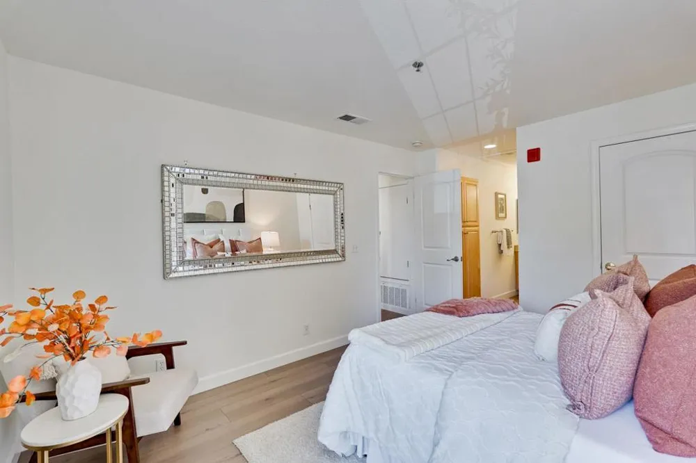 627 E El Camino Real #102 Sunnyvale, CA 94087