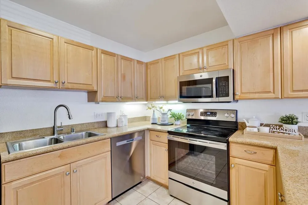 627 E El Camino Real #102 Sunnyvale, CA 94087