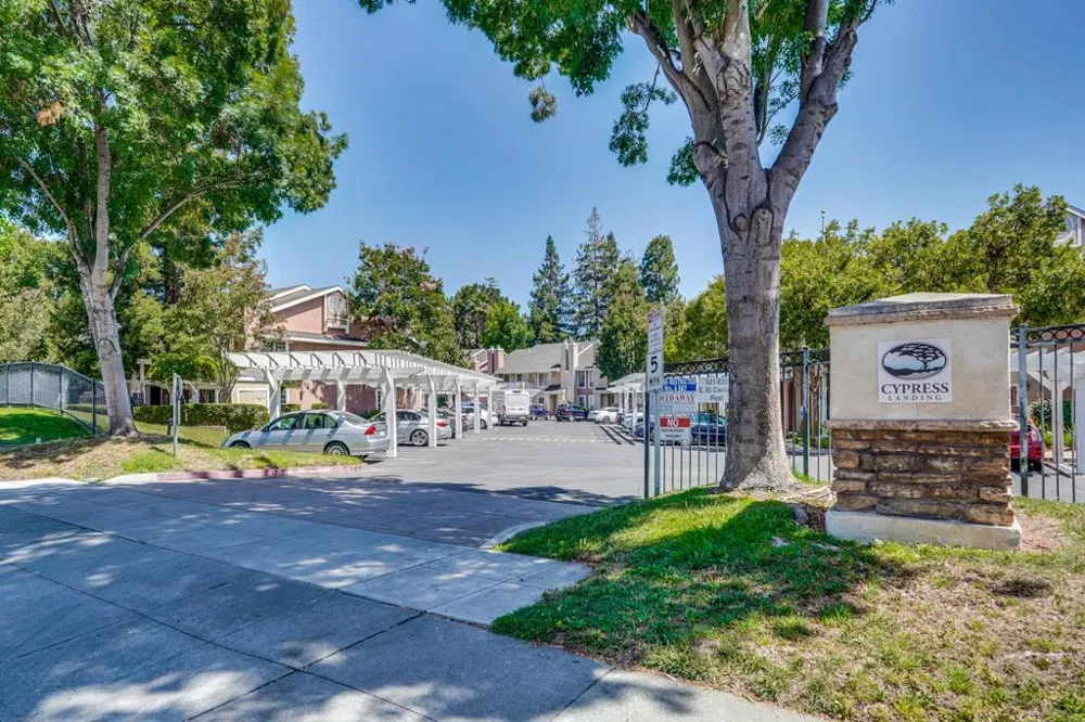 627 E El Camino Real #102 Sunnyvale, CA 94087