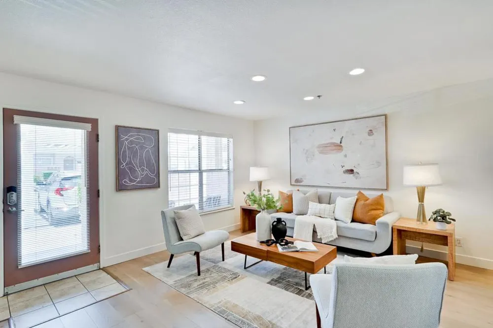 627 E El Camino Real #102 Sunnyvale, CA 94087