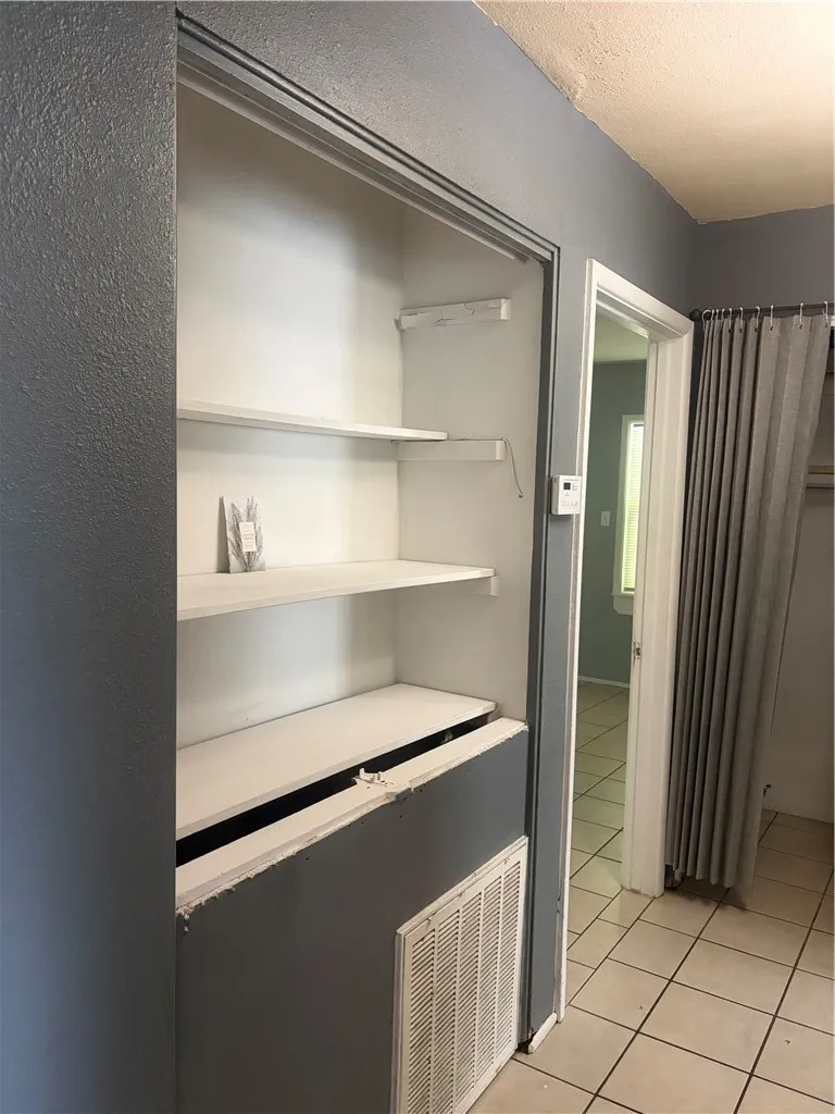 4010 Robinhood Drive Corpus Christi, TX 78411
