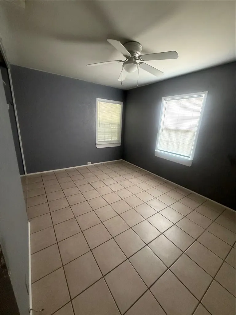 4010 Robinhood Drive Corpus Christi, TX 78411