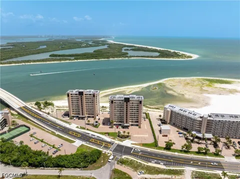 Estero Boulevard #502