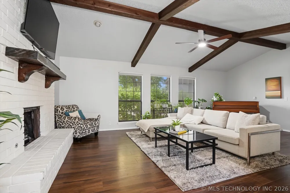 1108 W Vicksburg Place Broken Arrow, OK 74011
