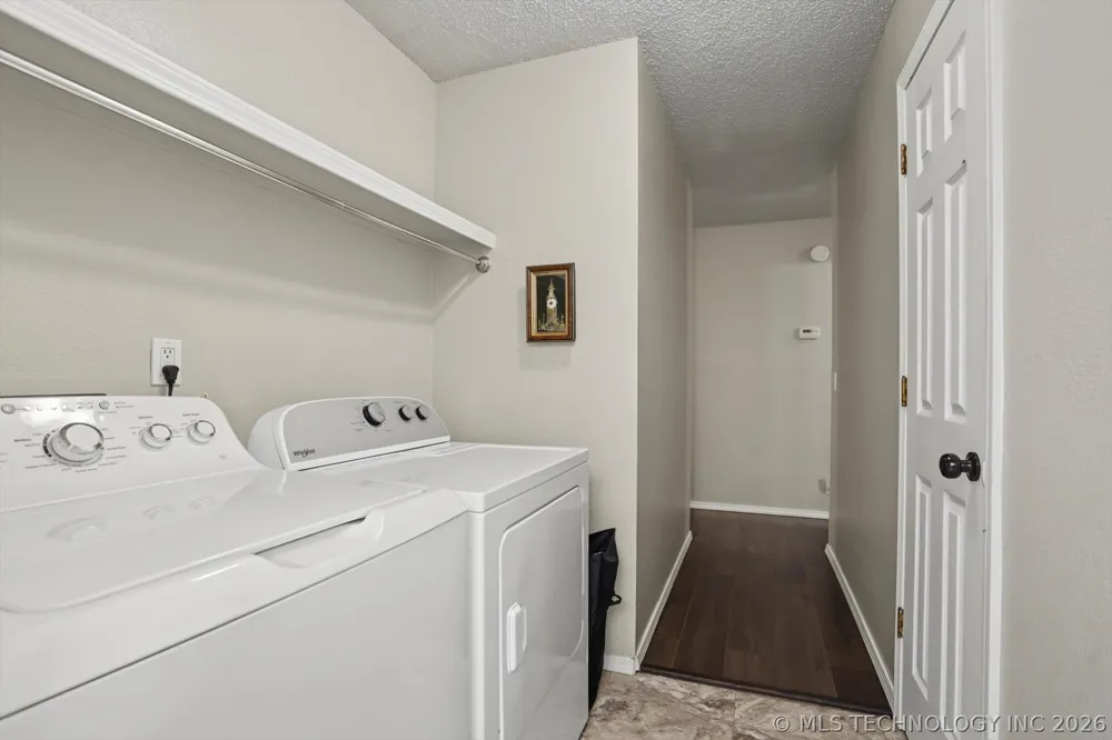 1108 W Vicksburg Place Broken Arrow, OK 74011