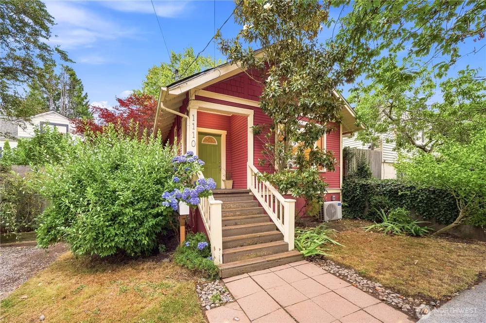 1110 NW 70th Street Seattle, WA 98117